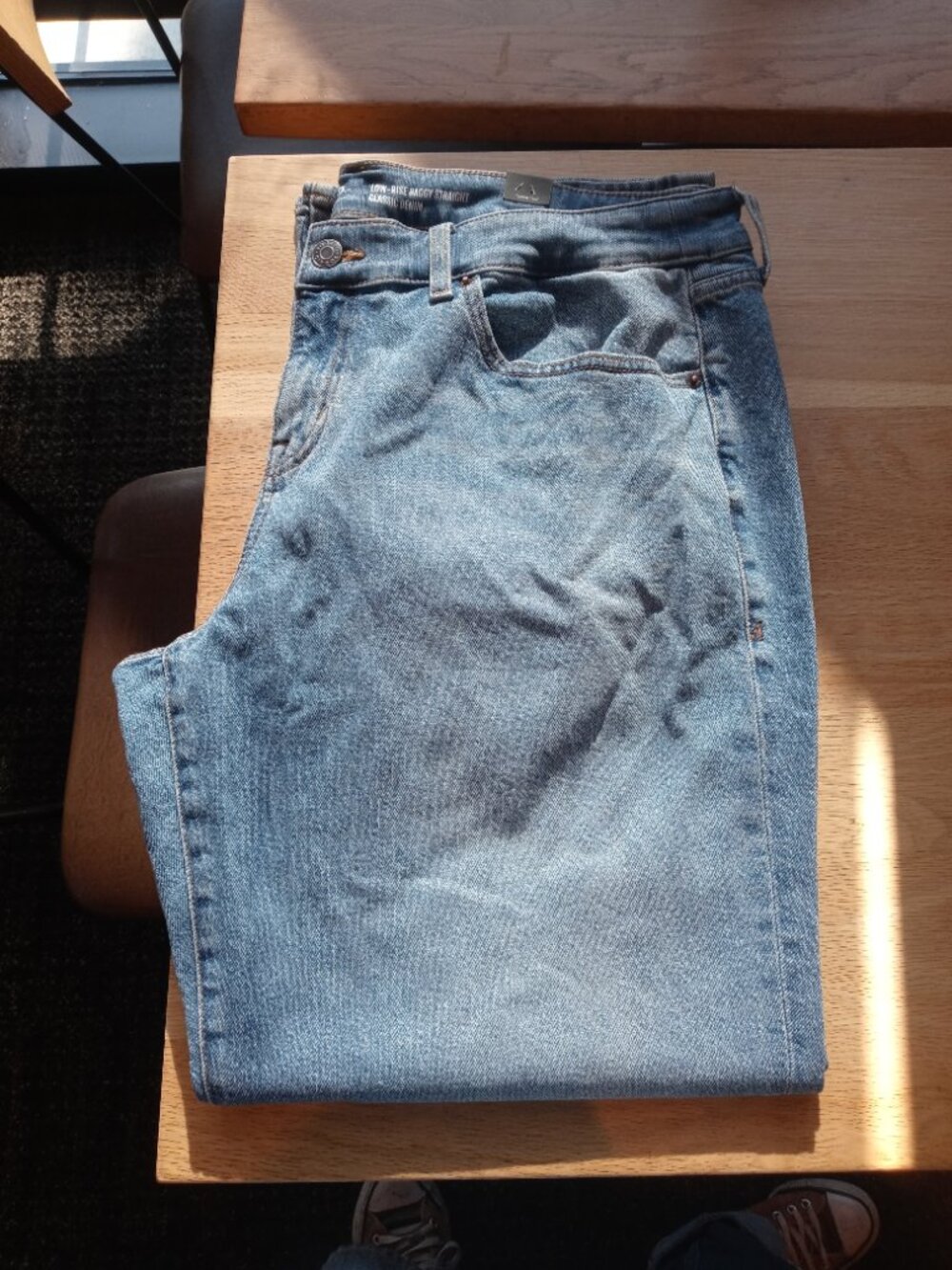 NWT TORRID plus low rise baggy straight jeans in gin fizz wash (sz18)